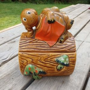 Vintage turtle jar